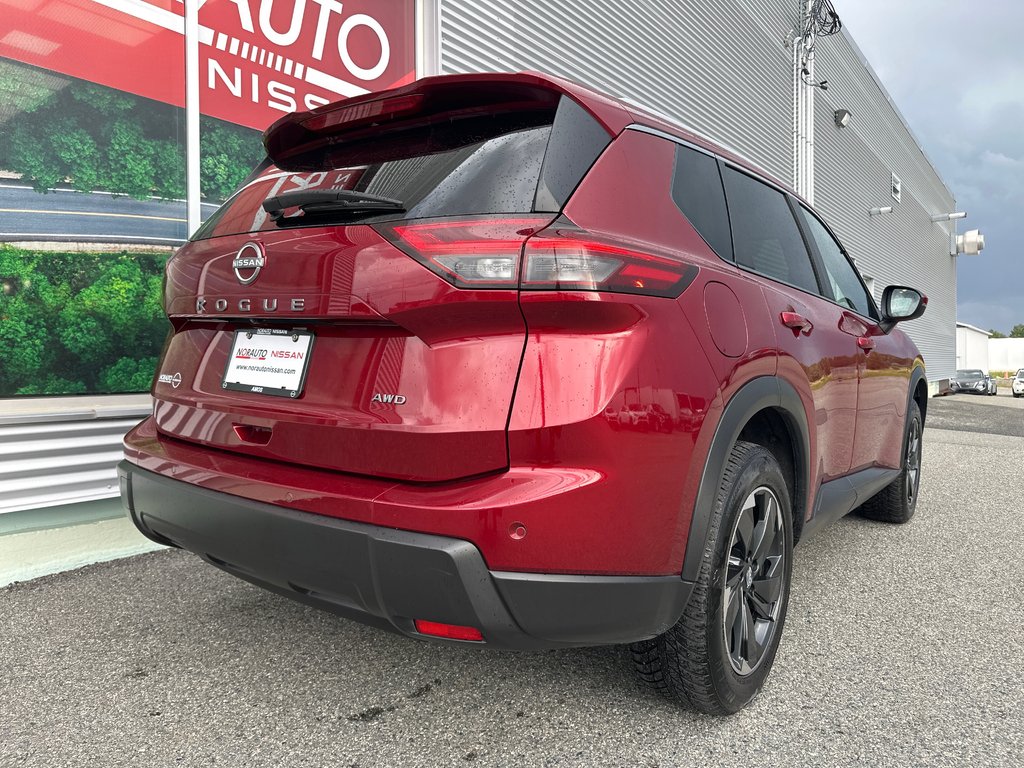 Nissan Rogue SV AWD 2025 à Amos, Québec - 6 - w1024h768px