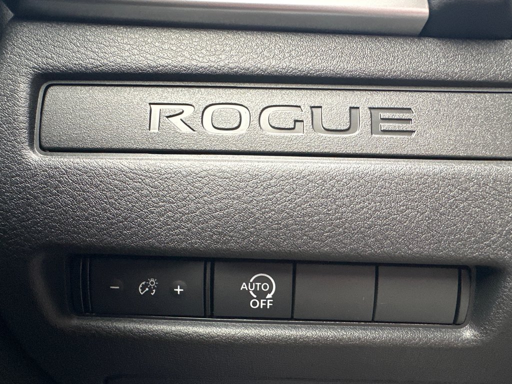 2026 Nissan Rogue S in Amos, Quebec - 12 - w1024h768px