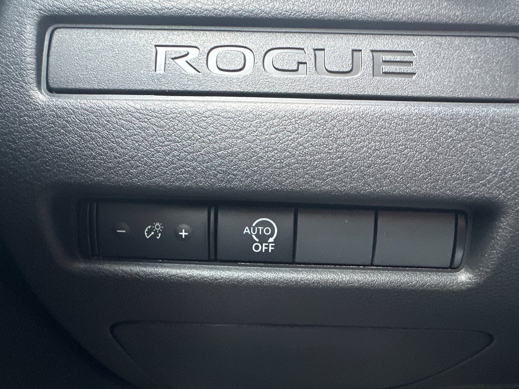 2026 Nissan Rogue S in Amos, Quebec - 12 - w1024h768px