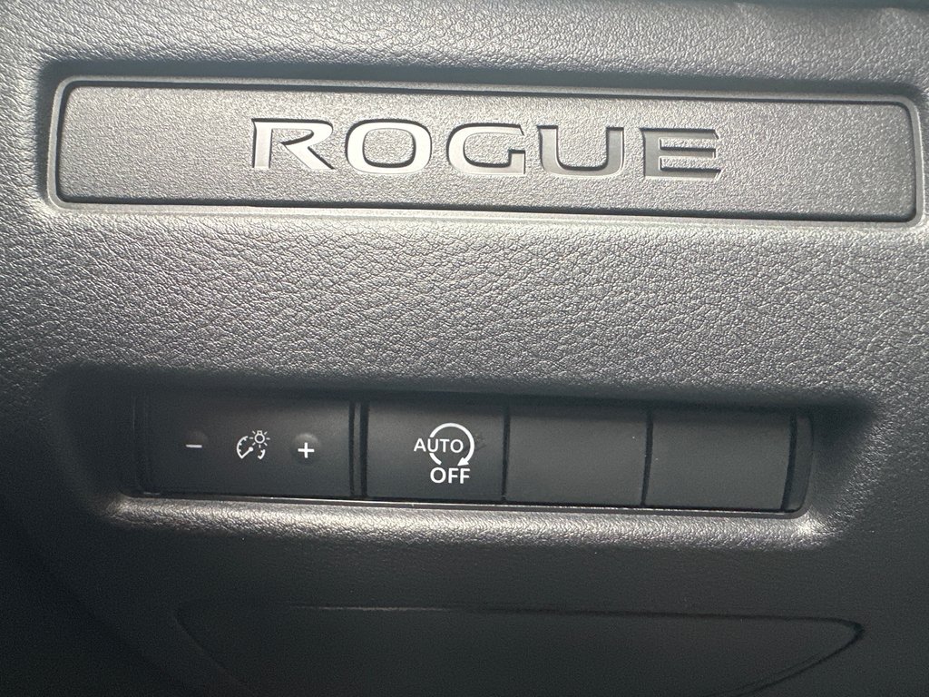 2026 Nissan Rogue S in Amos, Quebec - 13 - w1024h768px