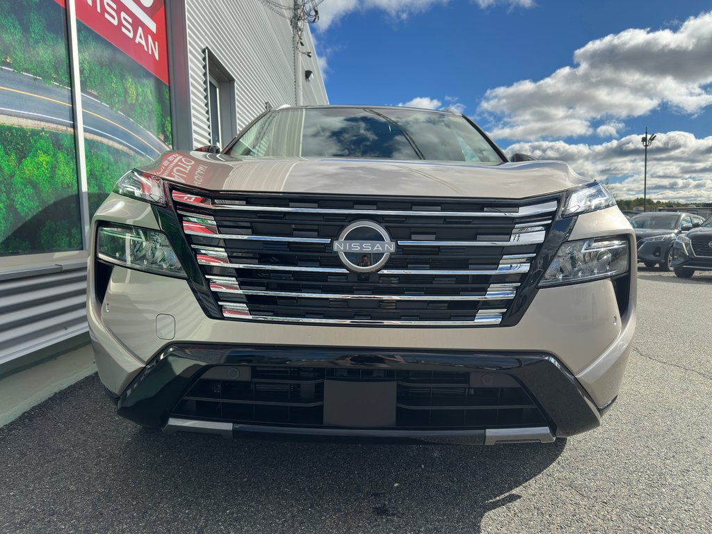 Nissan Rogue Platinum 2026 à Amos, Québec - 4 - w1024h768px