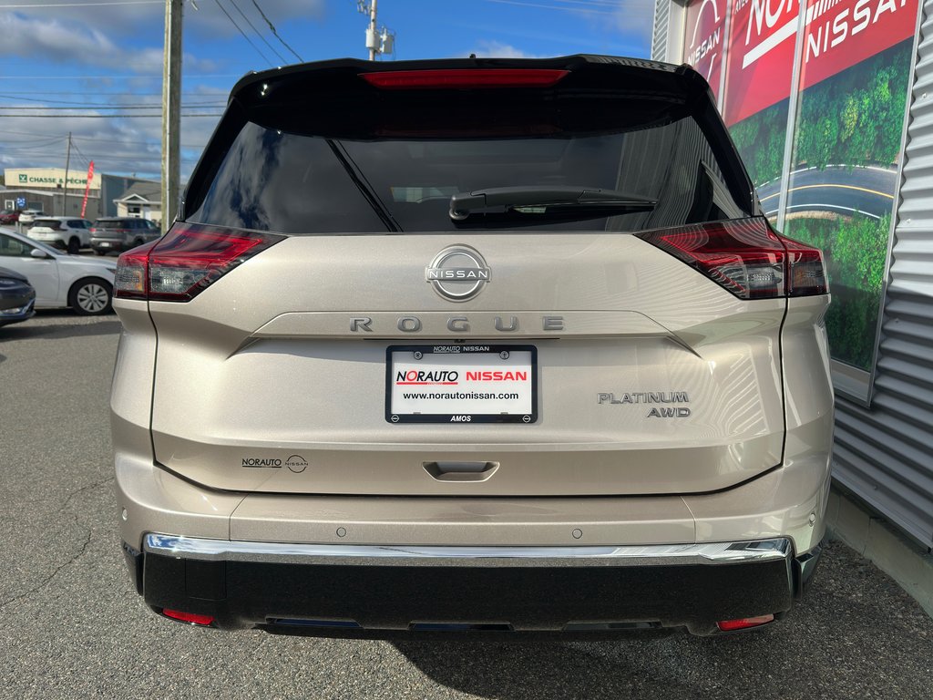 Nissan Rogue Platinum 2026 à Amos, Québec - 5 - w1024h768px