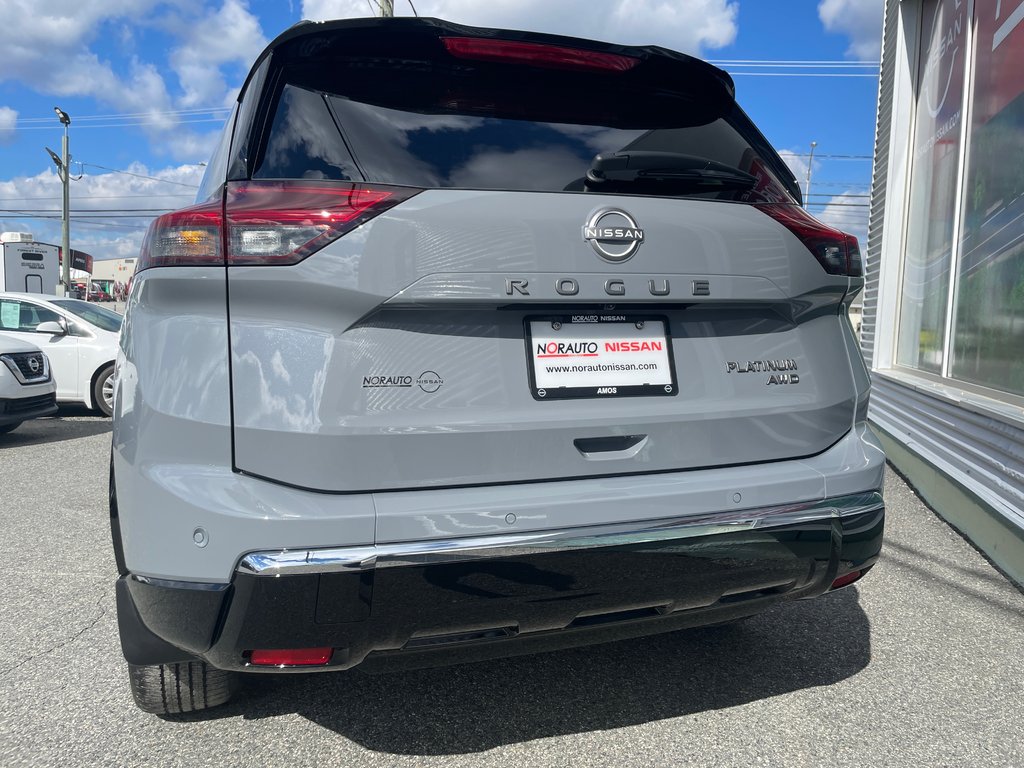Nissan Rogue Platinum 2026 à Amos, Québec - 4 - w1024h768px
