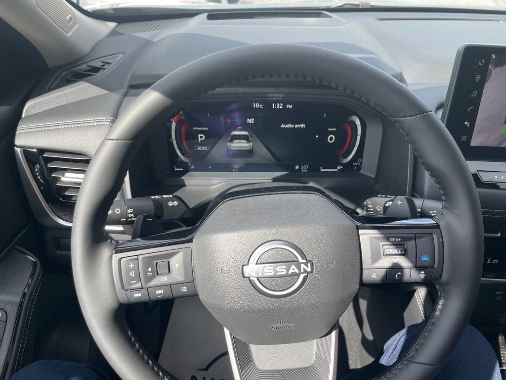 Nissan Rogue Platinum 2026 à Amos, Québec - 10 - w1024h768px