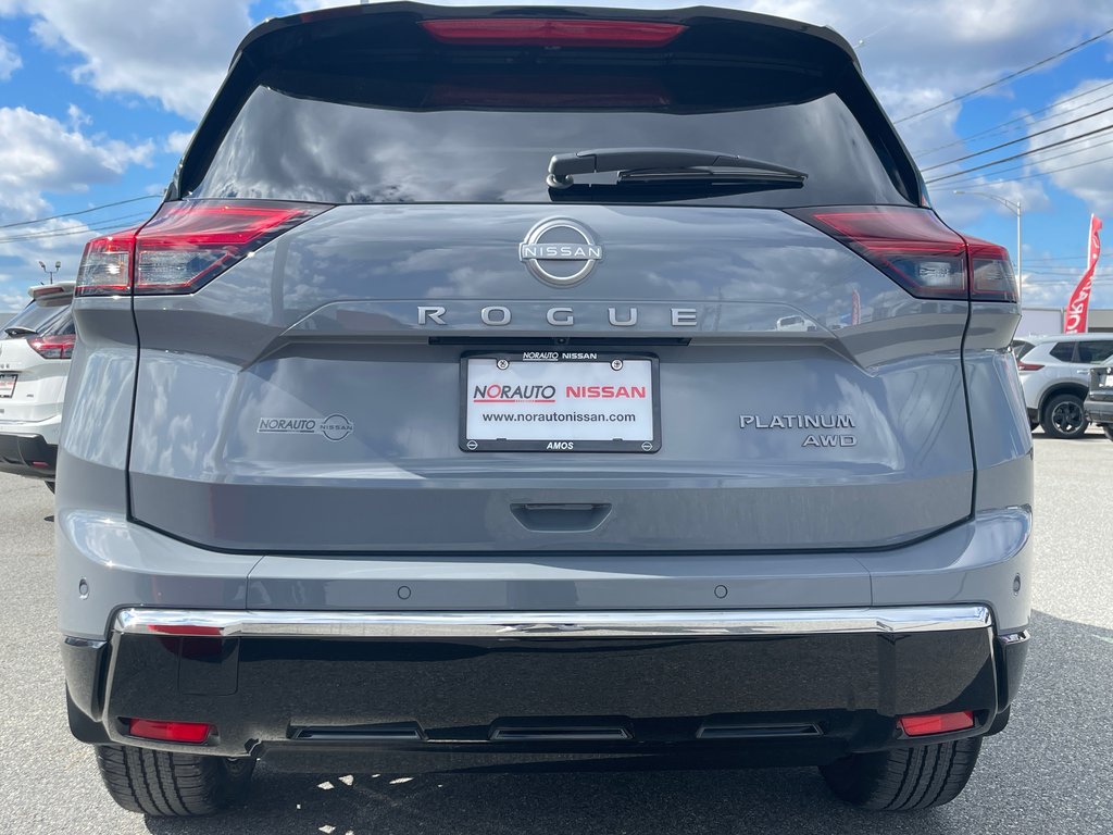 Nissan Rogue Platinum 2026 à Amos, Québec - 6 - w1024h768px