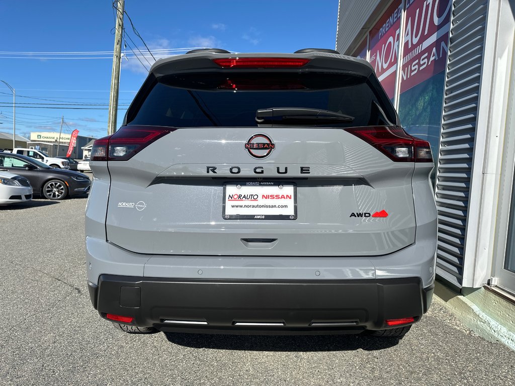 Nissan Rogue Rock Creek 2026 à Amos, Québec - 8 - w1024h768px