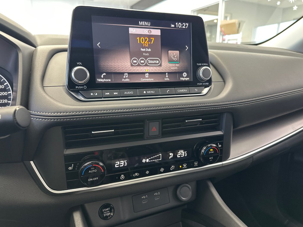 2026 Nissan Rogue SV Moonroof in Amos, Quebec - 8 - w1024h768px