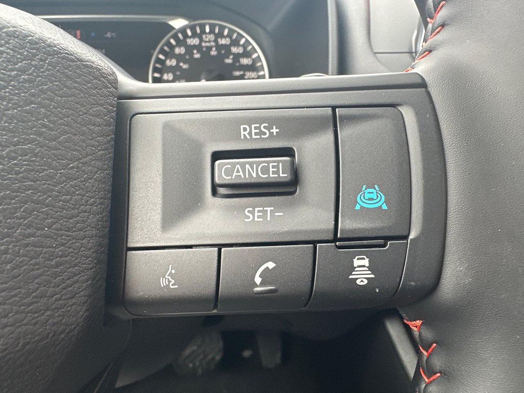 Nissan Rogue Rock Creek 2026 à Amos, Québec - 11 - w1024h768px