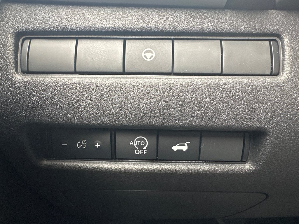 Nissan Rogue Rock Creek 2026 à Amos, Québec - 12 - w1024h768px