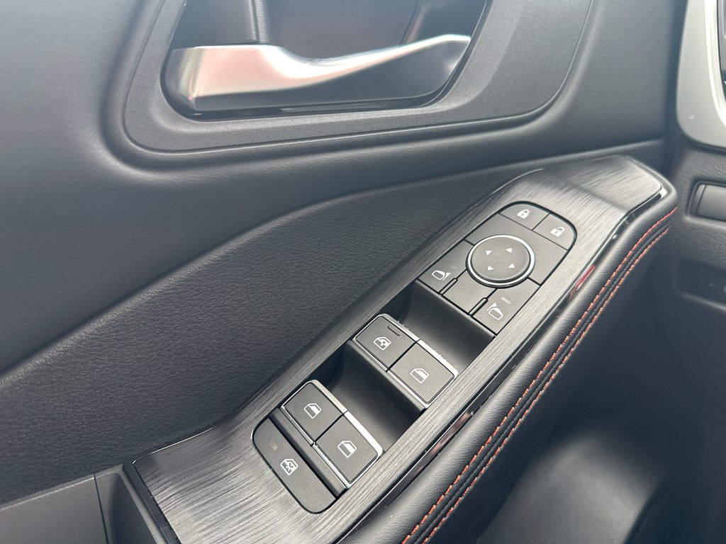 Nissan Rogue Rock Creek 2026 à Amos, Québec - 13 - w1024h768px