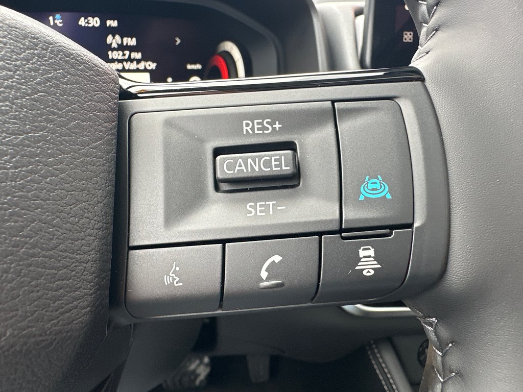 Nissan Rogue Platinum 2026 à Amos, Québec - 11 - w1024h768px