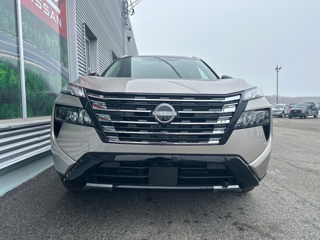 2026 Nissan Rogue Platinum in Amos, Quebec - 4 - w1024h768px