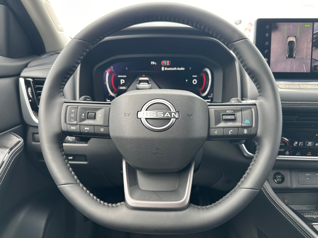 2026 Nissan Rogue Platinum in Amos, Quebec - 7 - w1024h768px