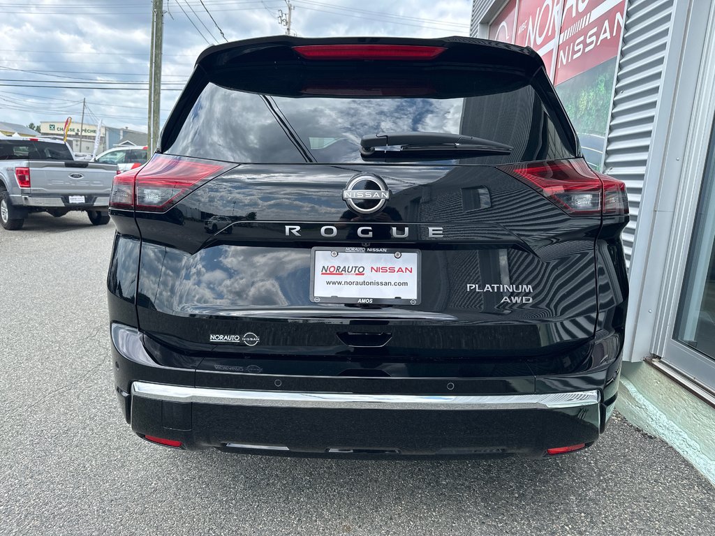 2026 Nissan Rogue Platinum in Amos, Quebec - 5 - w1024h768px