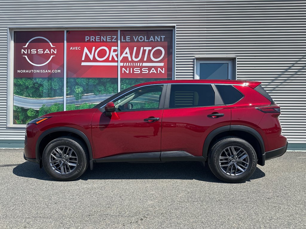 2026 Nissan Rogue S in Amos, Quebec - 2 - w1024h768px