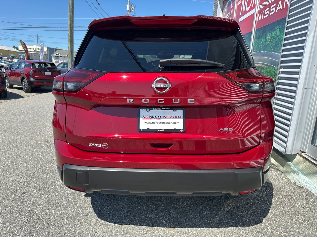 2026 Nissan Rogue S in Amos, Quebec - 5 - w1024h768px