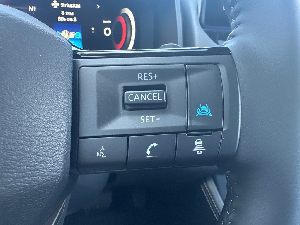 Nissan Rogue Platinum 2026 à Amos, Québec - 11 - w1024h768px