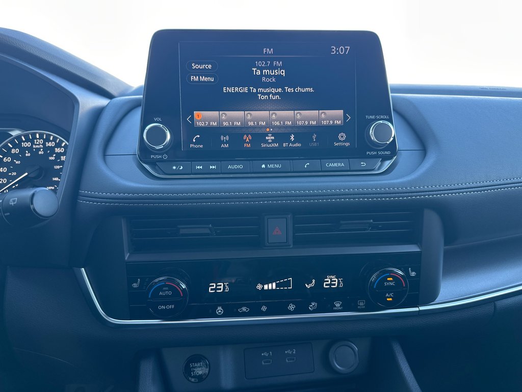 2026 Nissan Rogue SV Dark Armor in Amos, Quebec - 8 - w1024h768px