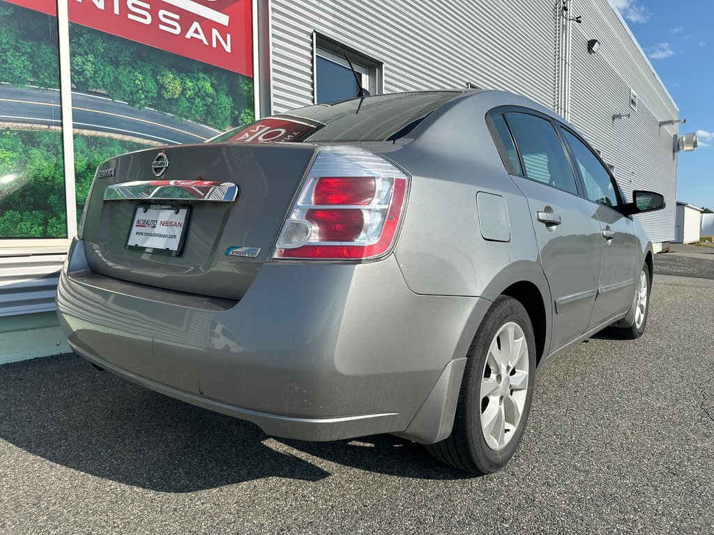Nissan Sentra 2.0 S 2010 à Amos, Québec - 6 - w1024h768px