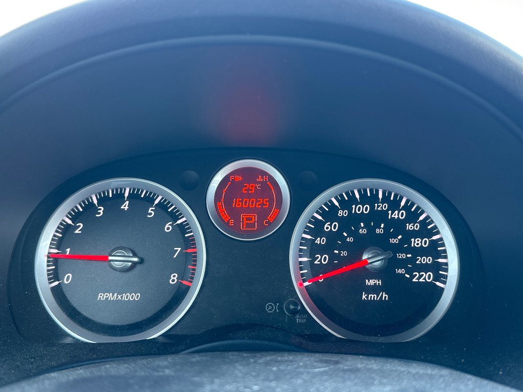 Nissan Sentra 2.0 S 2010 à Amos, Québec - 12 - w1024h768px
