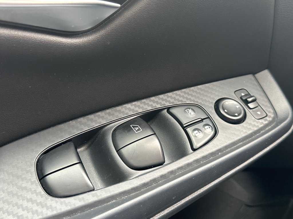 Nissan Sentra S PLUS 2023 à Amos, Québec - 12 - w1024h768px