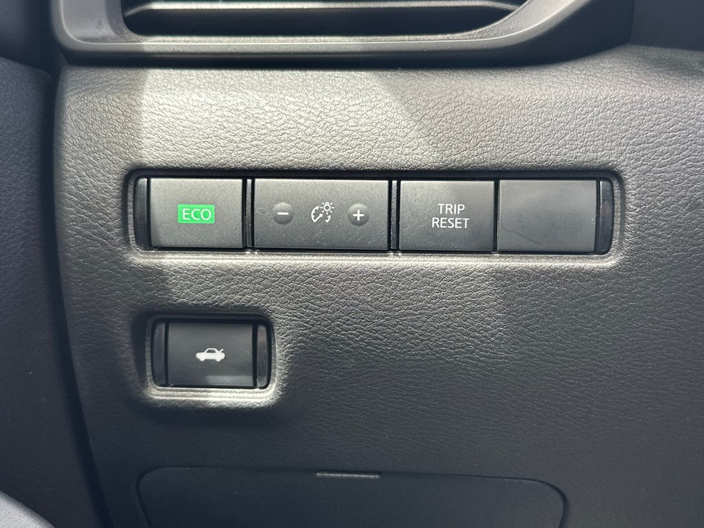 2025 Nissan Sentra S Plus in Amos, Quebec - 17 - w1024h768px
