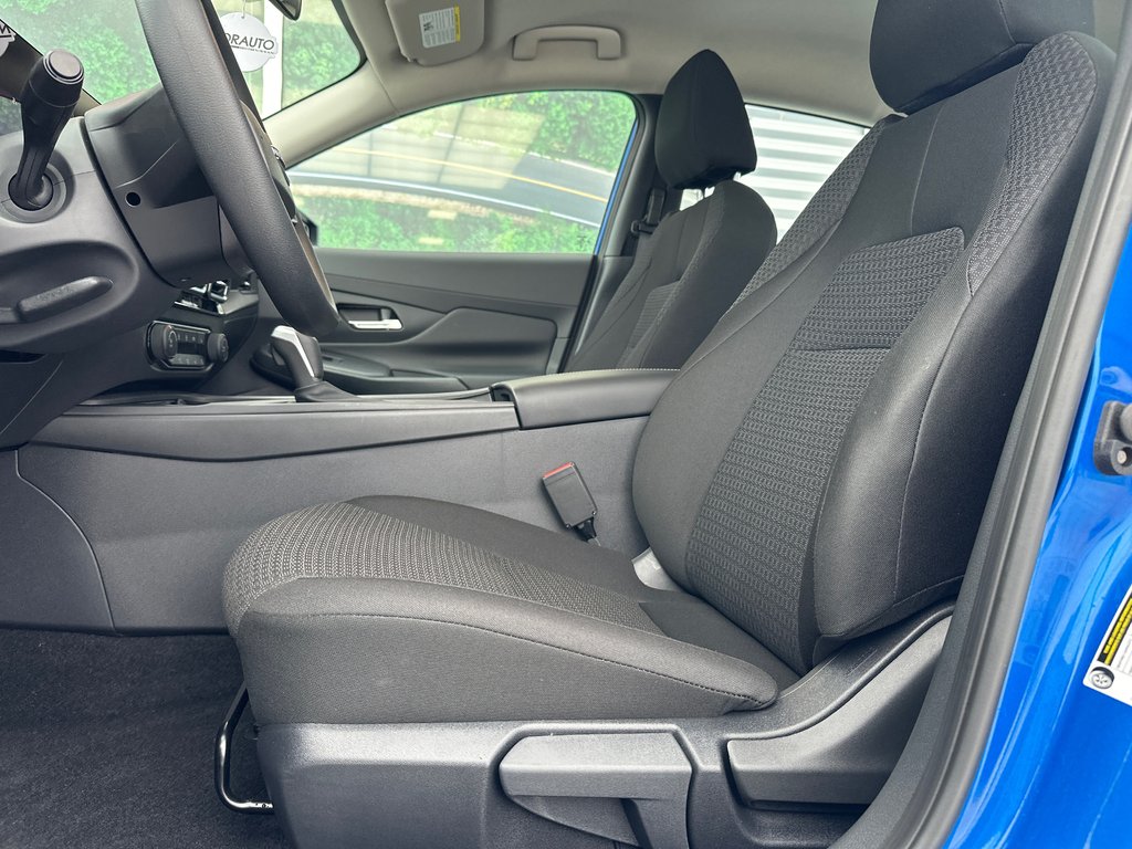 Nissan Sentra S 2026 à Amos, Québec - 6 - w1024h768px