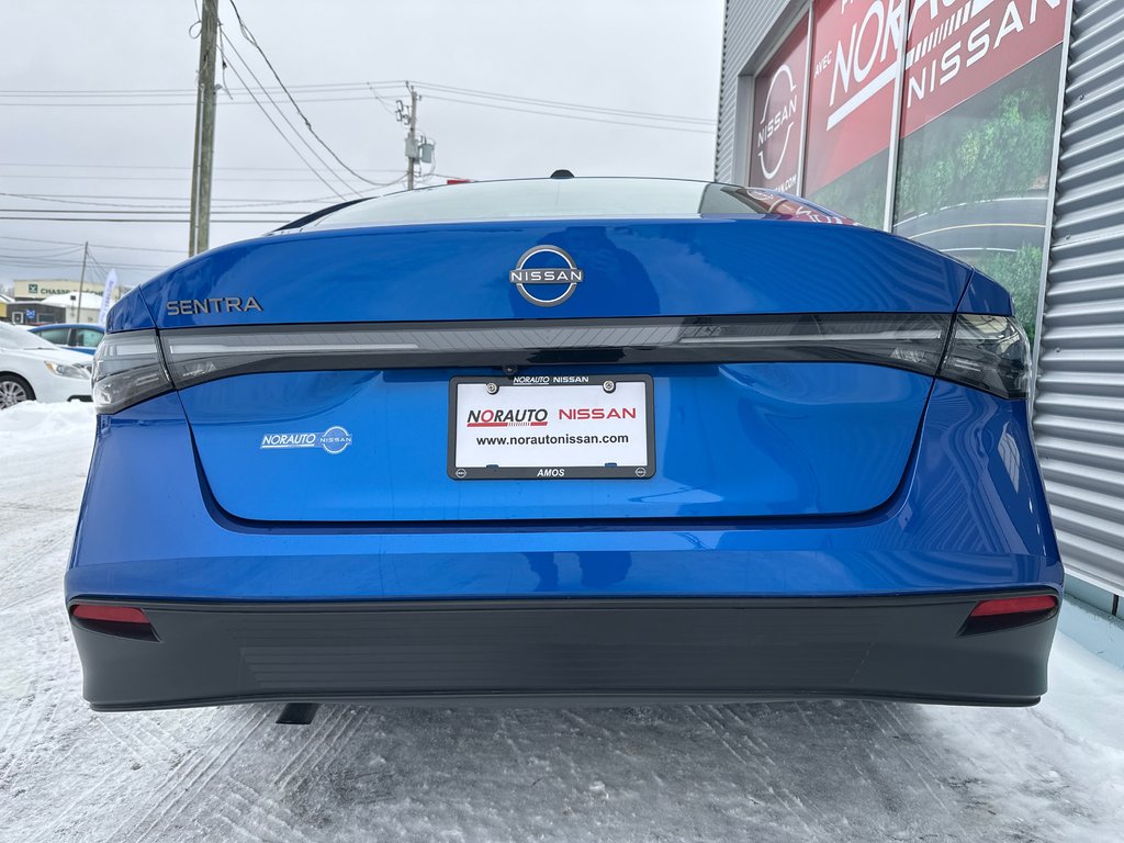 Nissan Sentra S 2026 à Amos, Québec - 5 - w1024h768px