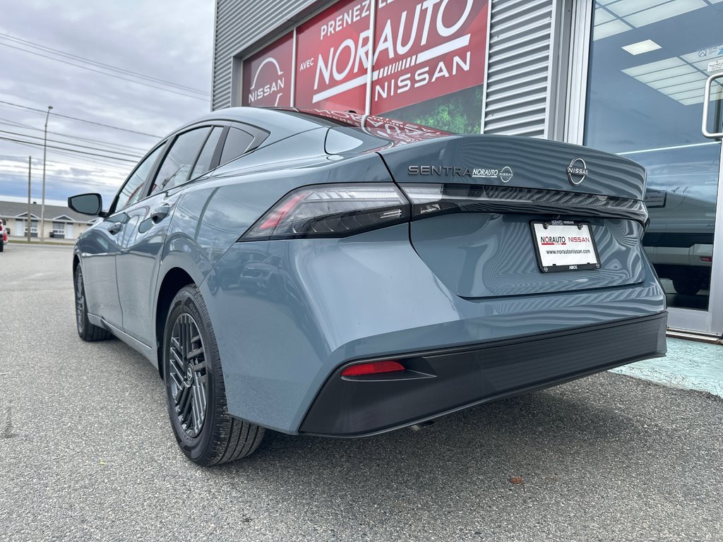 2026 Nissan Sentra SV in Amos, Quebec - 3 - w1024h768px