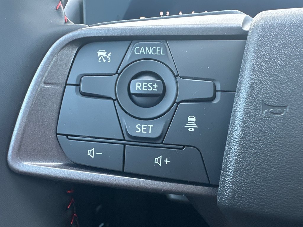2026 Nissan Sentra SR in Amos, Quebec - 10 - w1024h768px