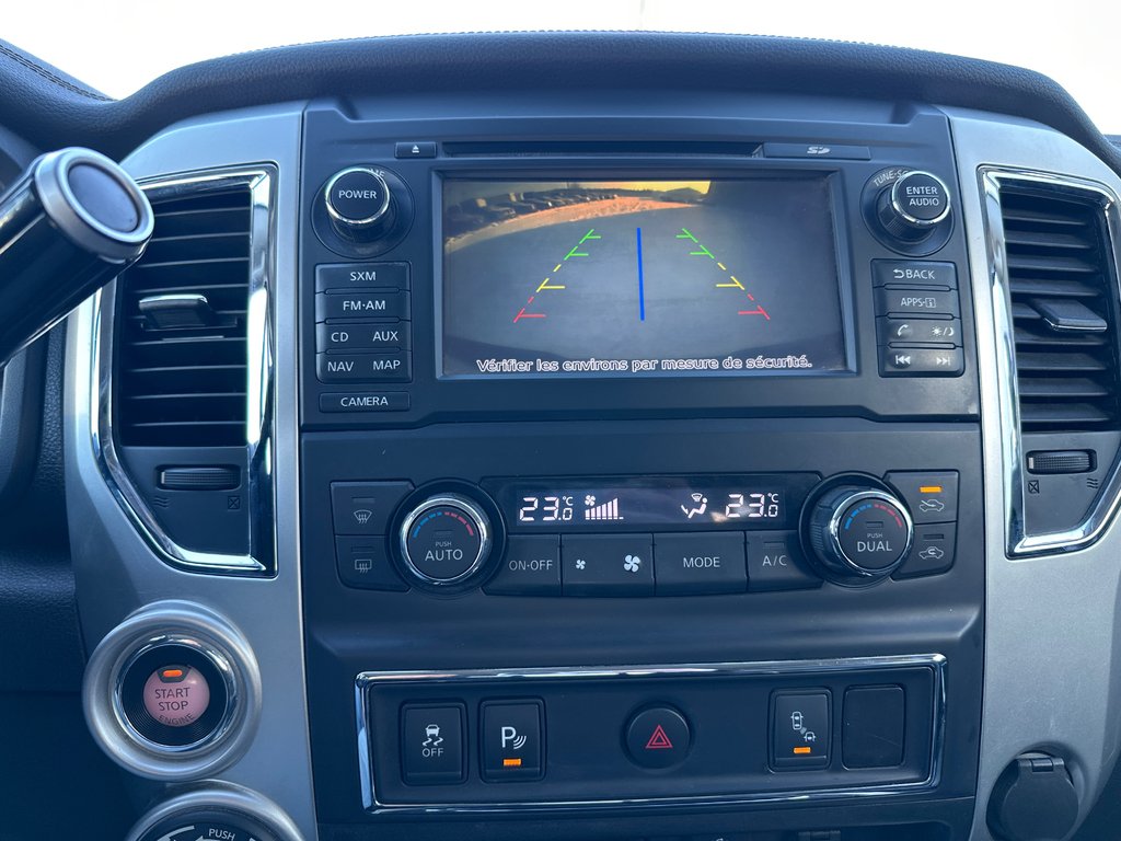 2016 Nissan Titan XD SL DIESEL in Amos, Quebec - 12 - w1024h768px