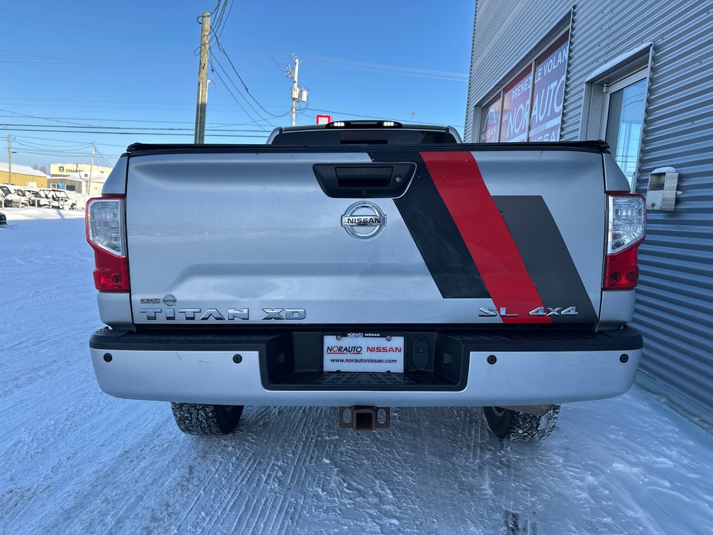 2016 Nissan Titan XD SL DIESEL in Amos, Quebec - 8 - w1024h768px