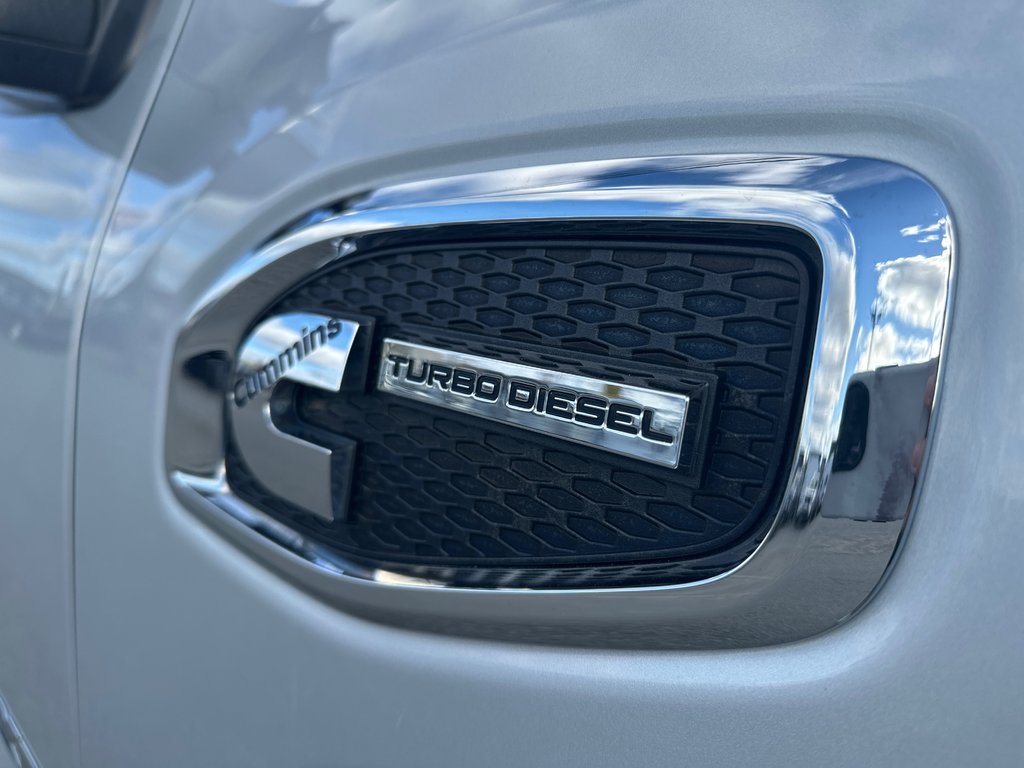 Nissan Titan XD SL DIESEL 2016 à Amos, Québec - 16 - w1024h768px