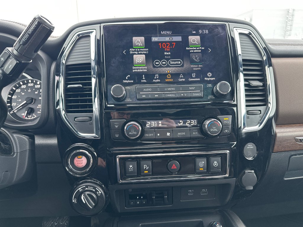 Nissan Titan PLATINUM RESERVE 4X4 2021 à Amos, Québec - 11 - w1024h768px
