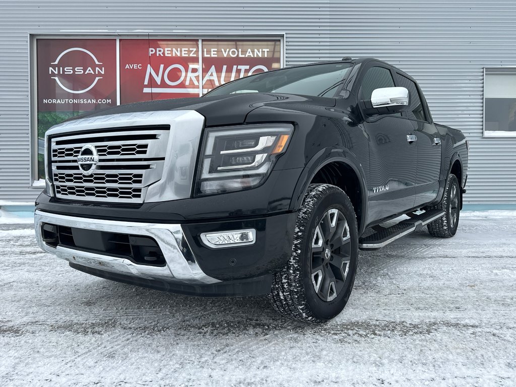 Nissan Titan PLATINUM RESERVE 4X4 2021 à Amos, Québec - 1 - w1024h768px