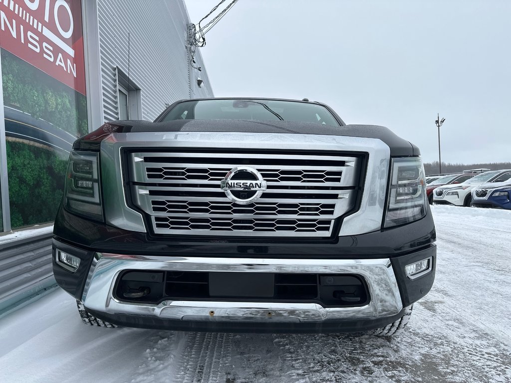 Nissan Titan PLATINUM RESERVE 4X4 2021 à Amos, Québec - 7 - w1024h768px