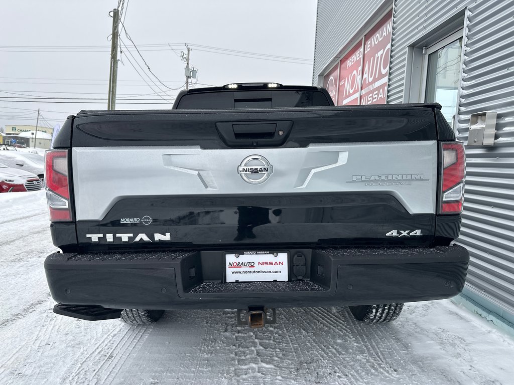 Nissan Titan PLATINUM RESERVE 4X4 2021 à Amos, Québec - 8 - w1024h768px