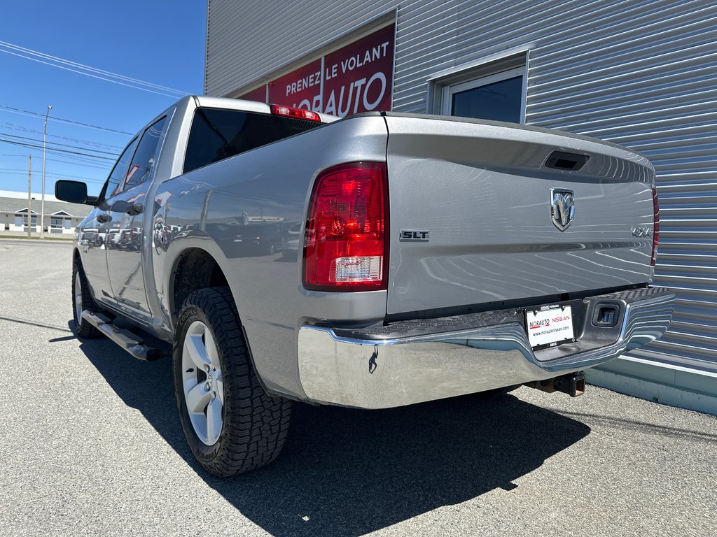 2023 Ram 1500 Classic SLT CREWCAB in Amos, Quebec - 5 - w1024h768px