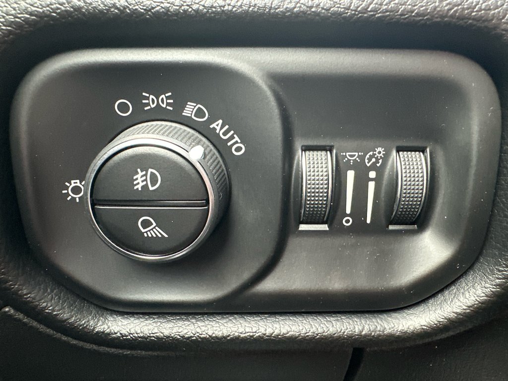 Ram 1500 SPORT 5.7 2019 à Amos, Québec - 20 - w1024h768px