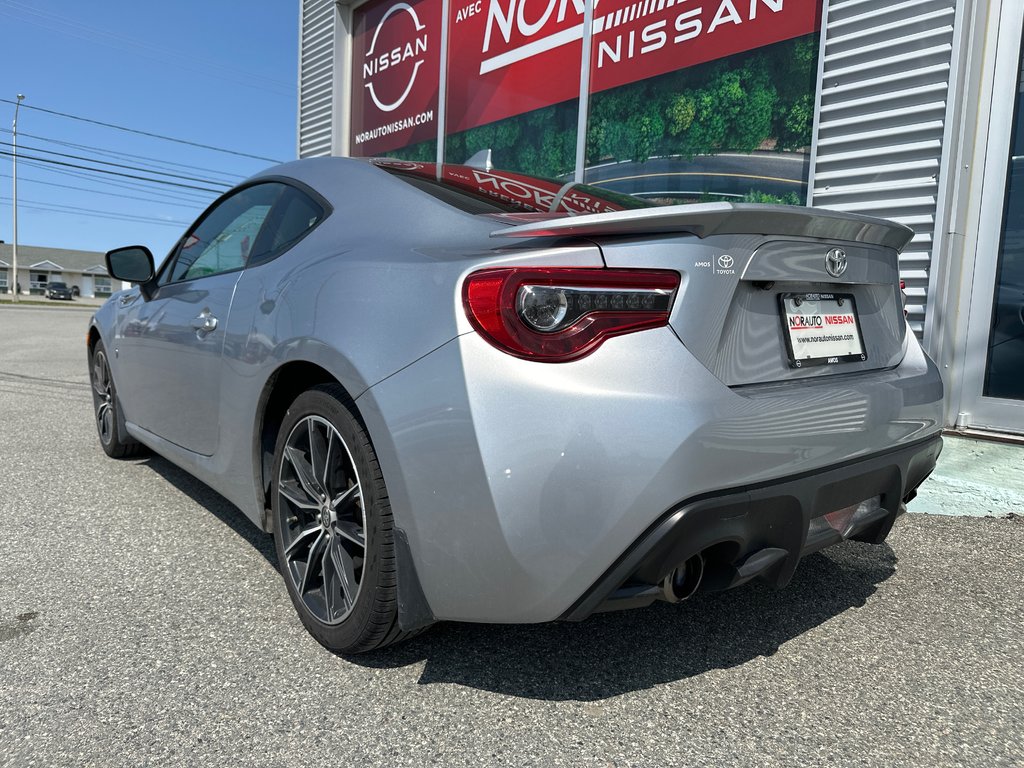 Toyota 86  2017 à Amos, Québec - 3 - w1024h768px