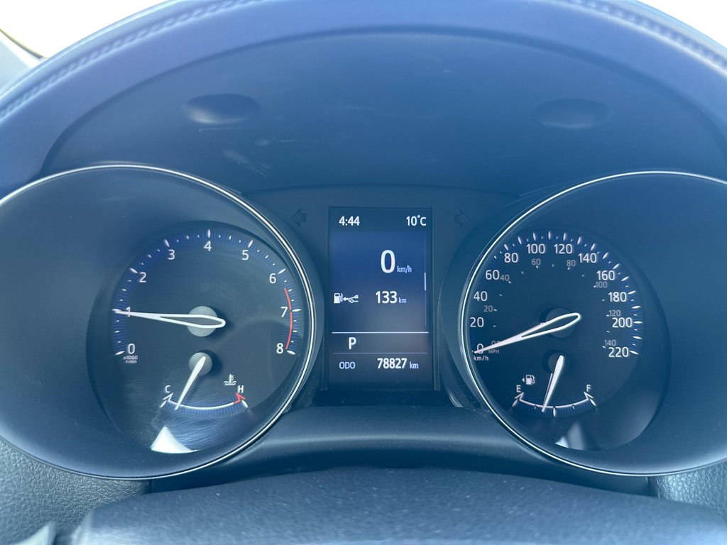 2020 Toyota C-HR XLE PREMIUM in Amos, Quebec - 11 - w1024h768px
