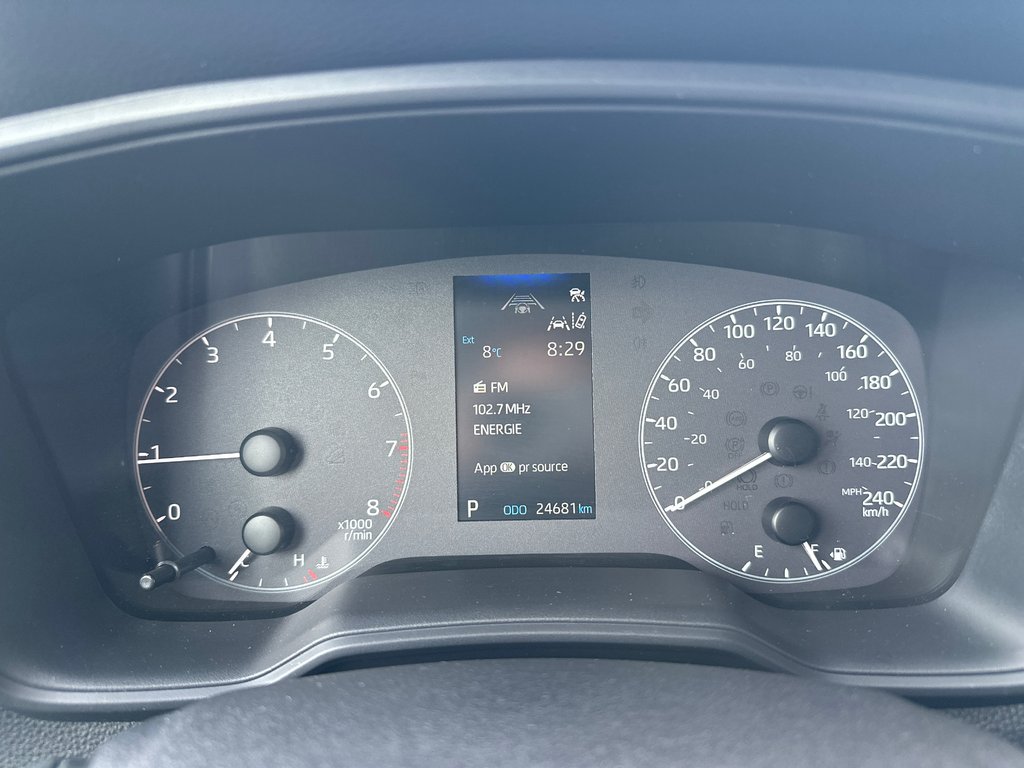 2025 Toyota Corolla Cross LE AWD in Amos, Quebec - 15 - w1024h768px