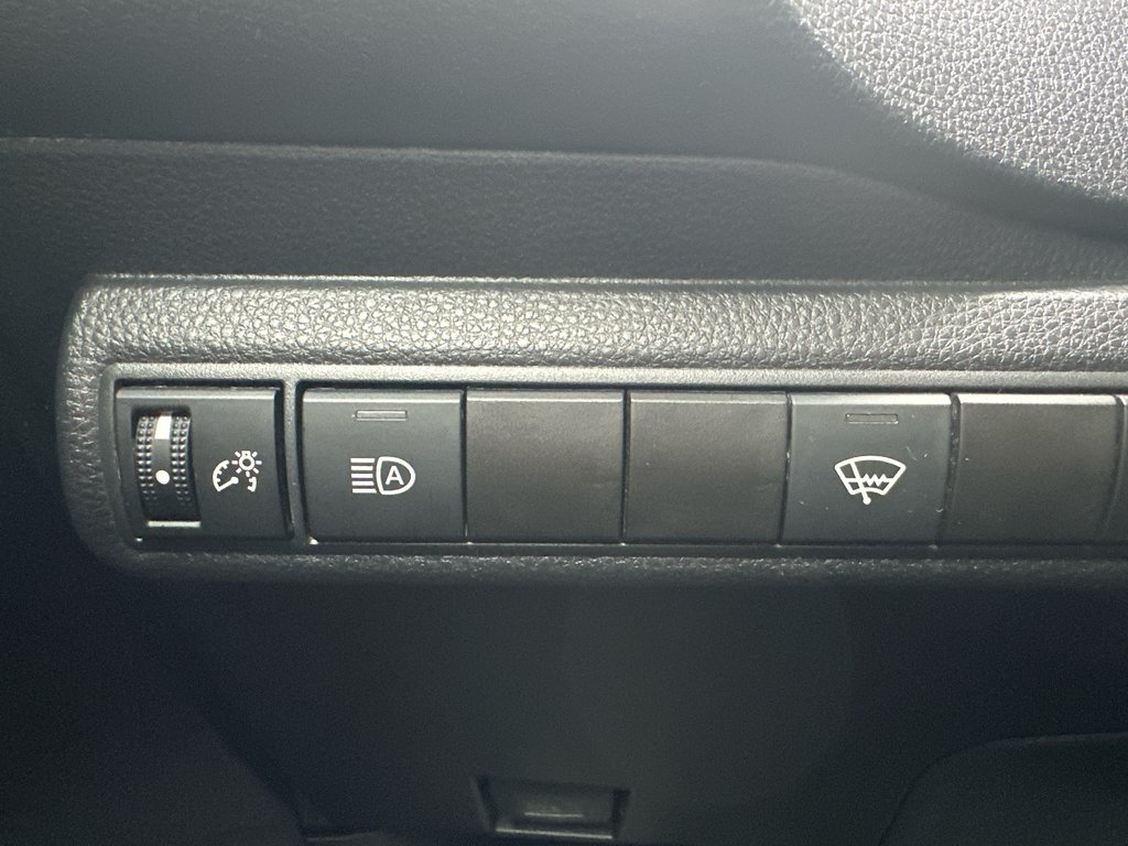 Toyota Corolla SE 2022 à Amos, Québec - 18 - w1024h768px