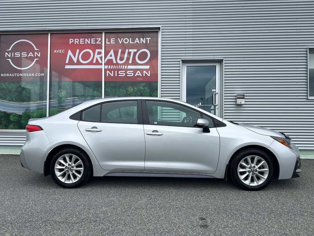 Toyota Corolla SE 2022 à Amos, Québec - 4 - w1024h768px