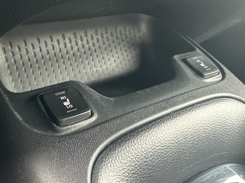Toyota Corolla SE 2022 à Amos, Québec - 17 - w1024h768px