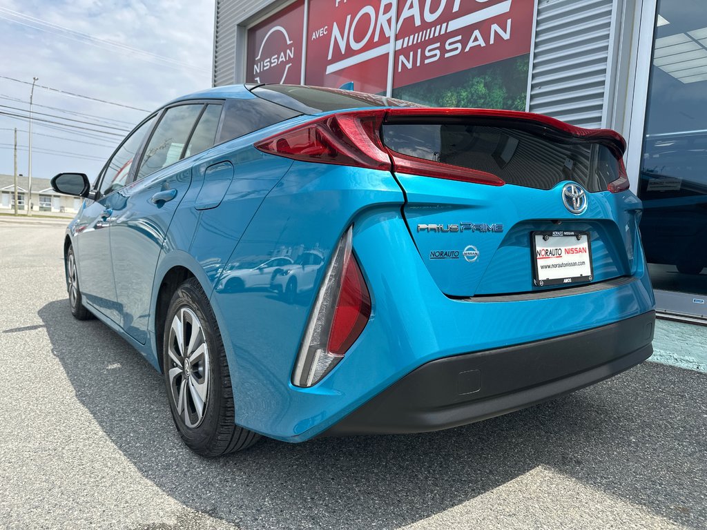 2017 Toyota PRIUS PRIME in Amos, Quebec - 5 - w1024h768px