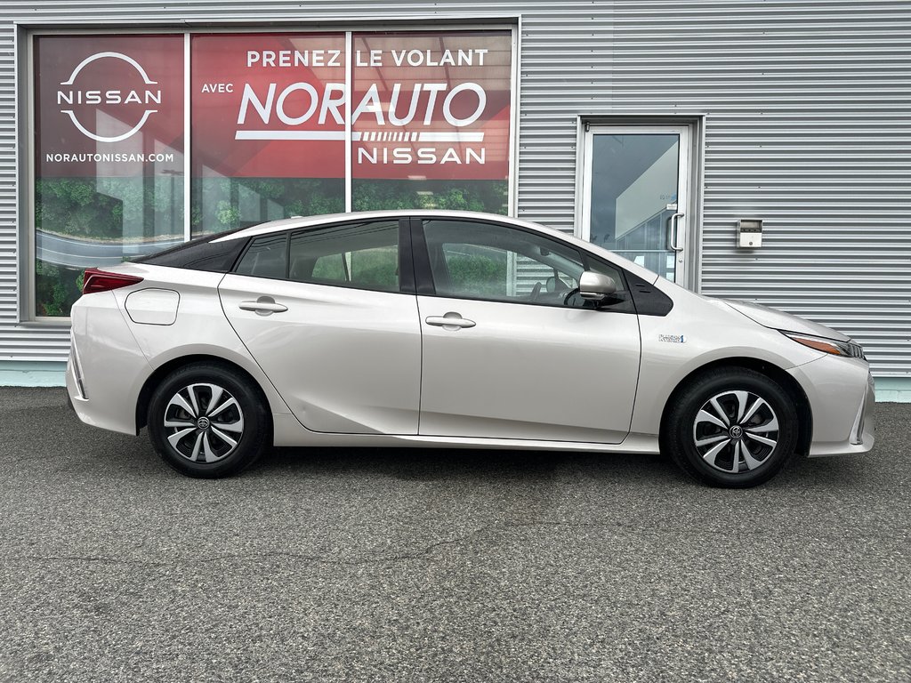 Toyota PRIUS PRIME UPGRADE 2018 à Amos, Québec - 4 - w1024h768px