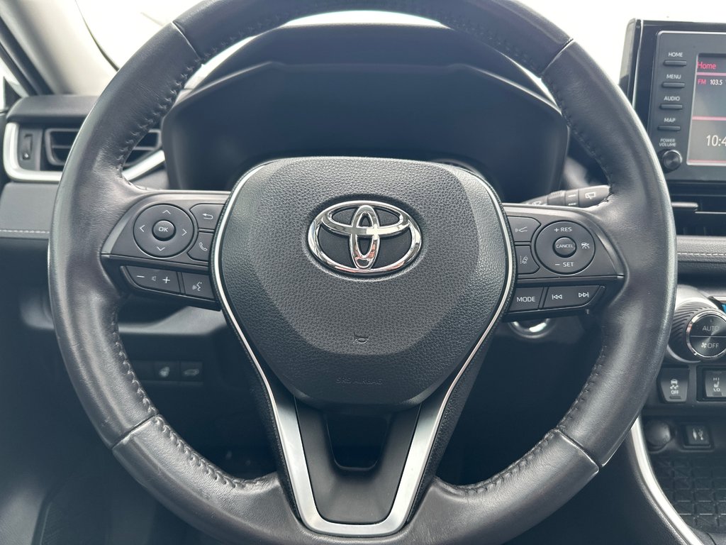 Toyota RAV4 XLE AWD 2019 à Amos, Québec - 10 - w1024h768px