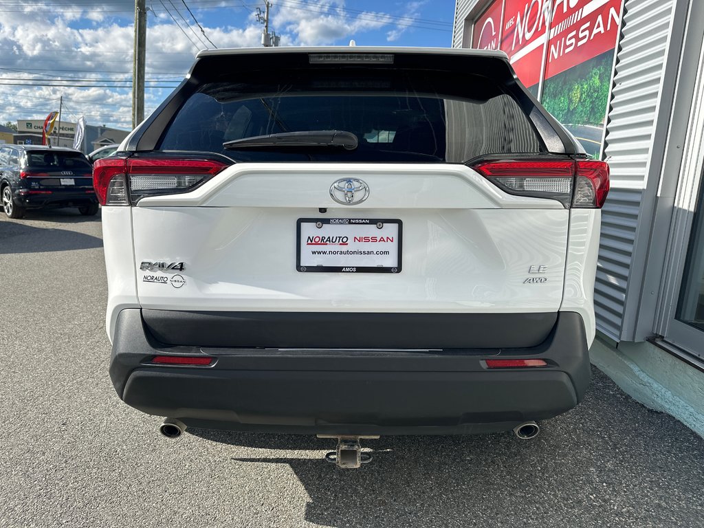 Toyota RAV4 LE AWD 2024 à Amos, Québec - 8 - w1024h768px