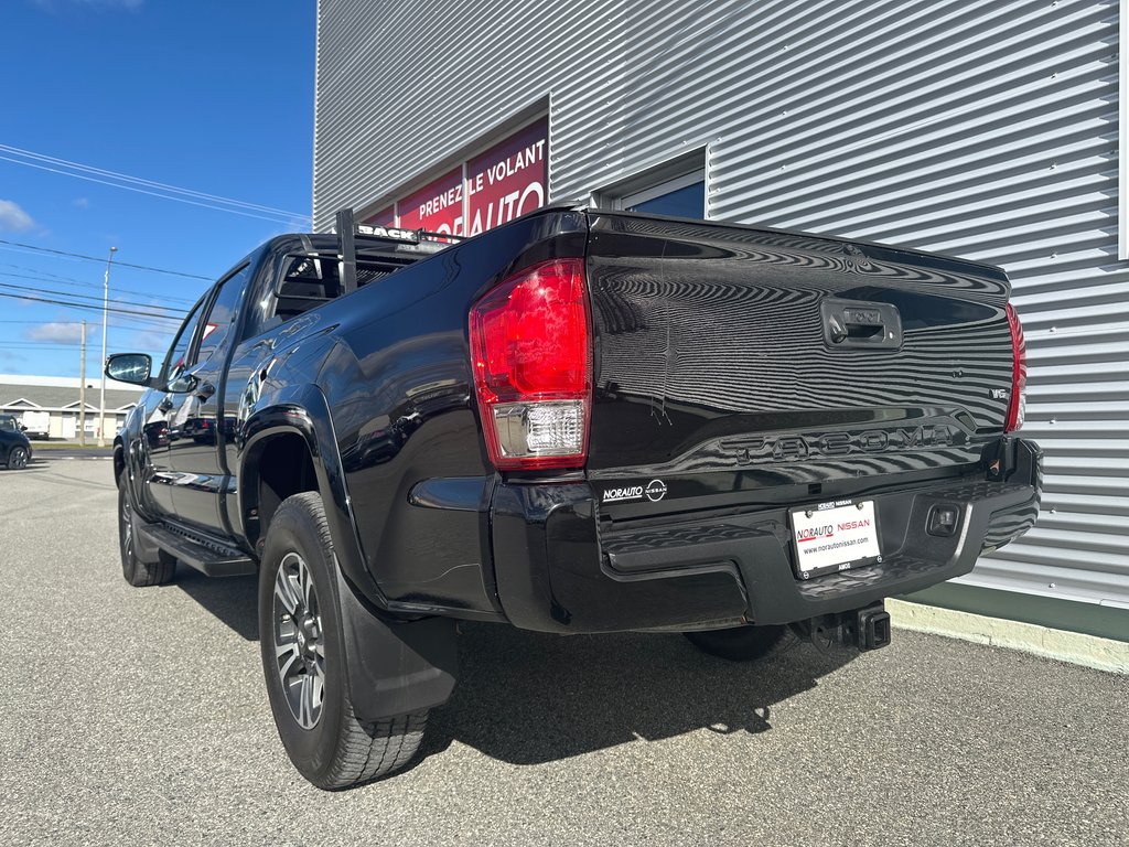 2017 Toyota Tacoma TRD Sport 4X4 in Amos, Quebec - 5 - w1024h768px